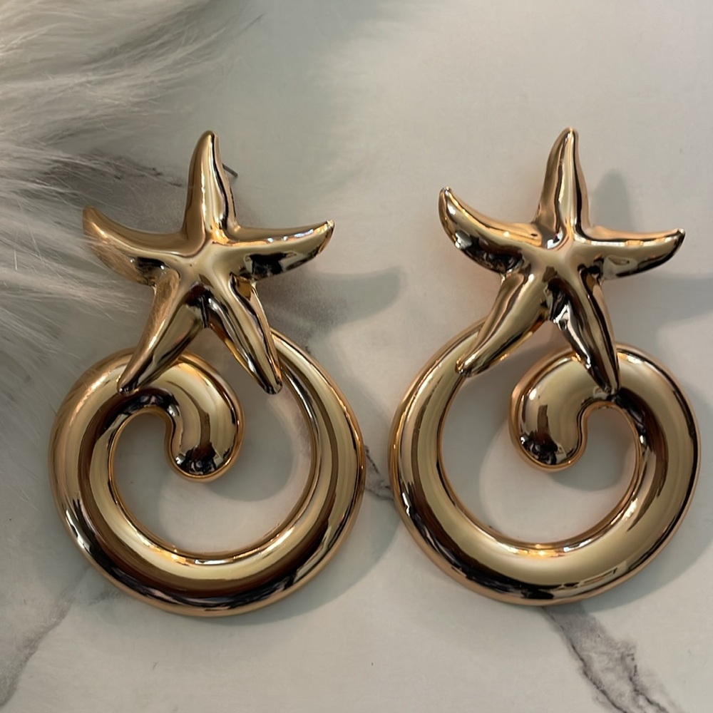 Gold Starfish Hoop Earrings - Picture 12 of 12
